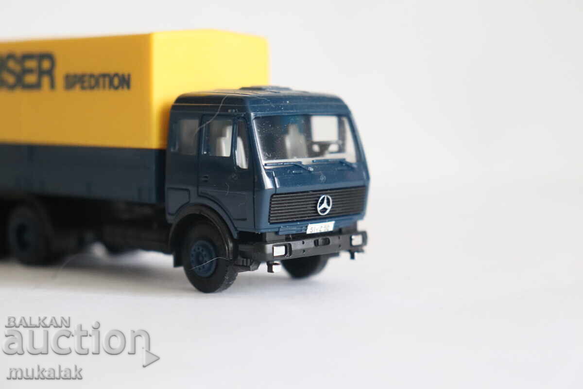 HERPA??? H0 1/87 MERCEDES BENZ CAMION MODEL TIR - 7 HERPA??? H0 1/87 MERCEDES BENZ CAMION MODEL TIR - 7
