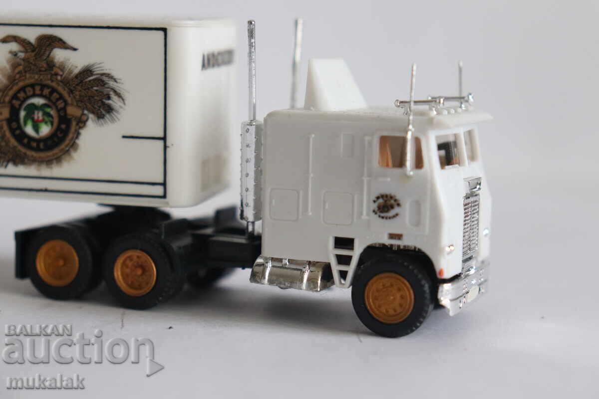 HERPA H0 1/87 CAMION USA MODEL TIR COLIȚĂ - 6 HERPA H0 1/87 CAMION USA MODEL TIR COLIȚĂ - 6