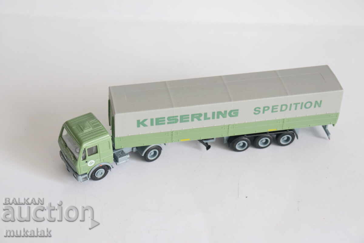 Auction  HERPA H0 1/87 MERCEDES BENZ TRUCK MODEL SEMI-TRAILER