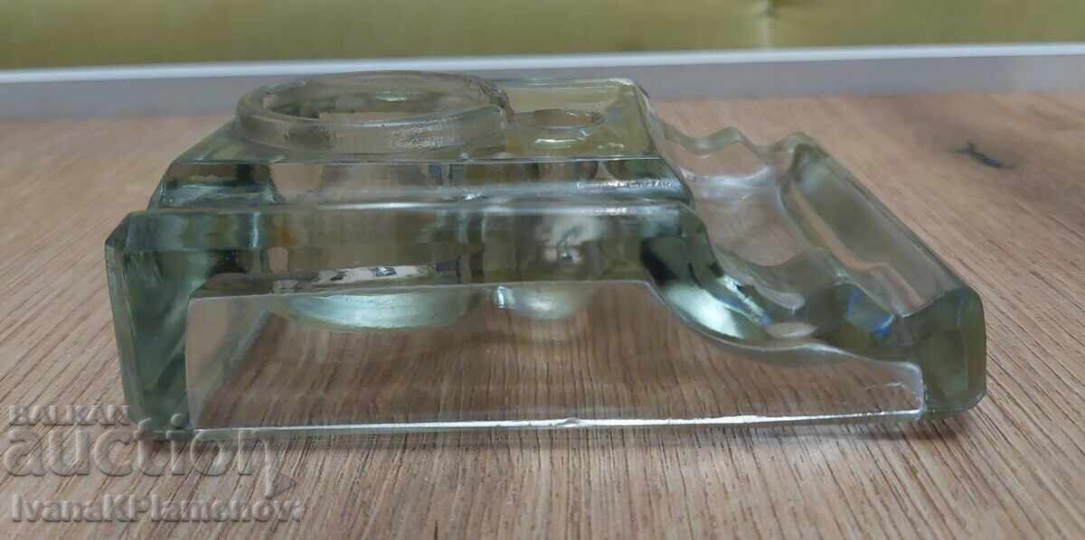 Delivery of Inkwell glass for collectors