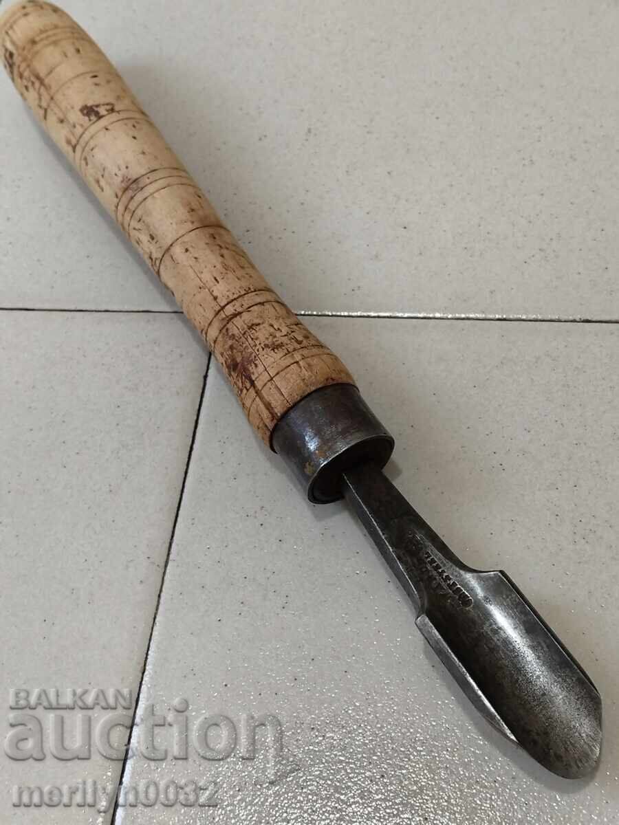 Παλιό μαρκαρισμένο σκαρπέλο για ξυλογλυπτική, ξυλουργικό εργαλείο με τιμή 49.00 BGN | € 25.05