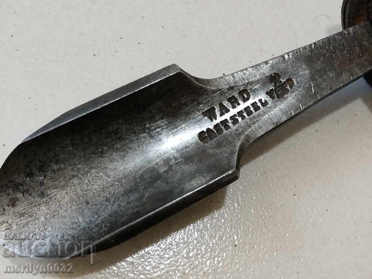 Παλιό μαρκαρισμένο σκαρπέλο για ξυλογλυπτική, ξυλουργικό εργαλείο