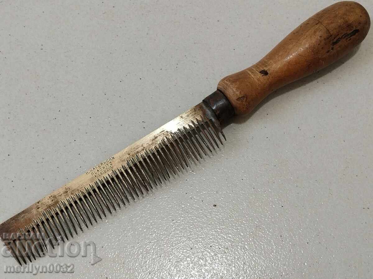 Μαρκόφ γερμανικό ορειχάλκινο χτένι Λειψία με τιμή 59.00 BGN | € 30.17