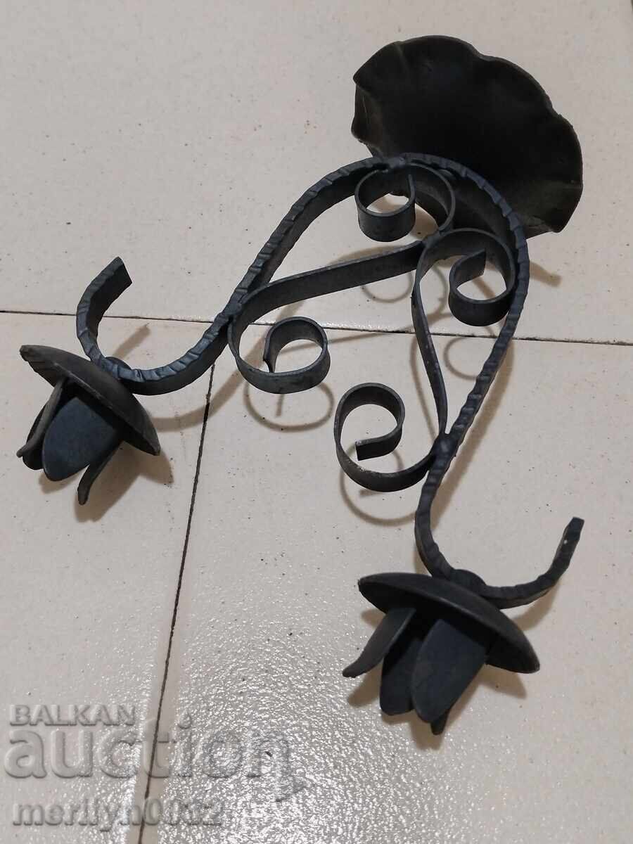 Аукцион Свещник ковано желязо Аукцион Свещник ковано желязо