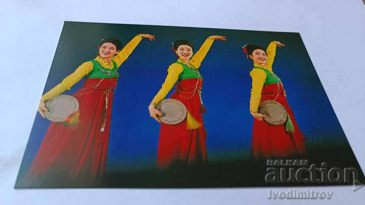 Women's Group Dance - Dance with Bells