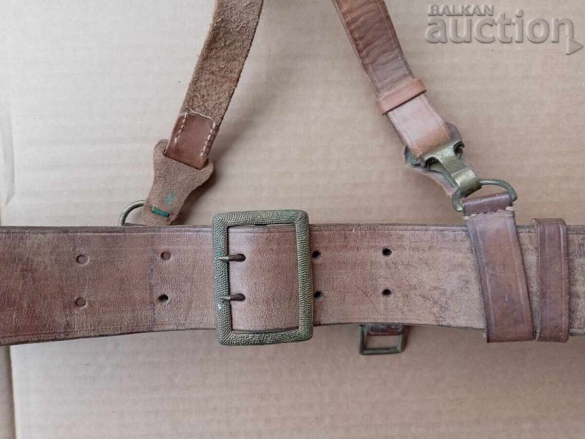 centură de ofițer cu cureaua cu protubere Regatul Bulgariei cu preț 75.00 BGN | € 38.35 centură de ofițer cu cureaua cu protubere Regatul Bulgariei cu preț 75.00 BGN | € 38.35