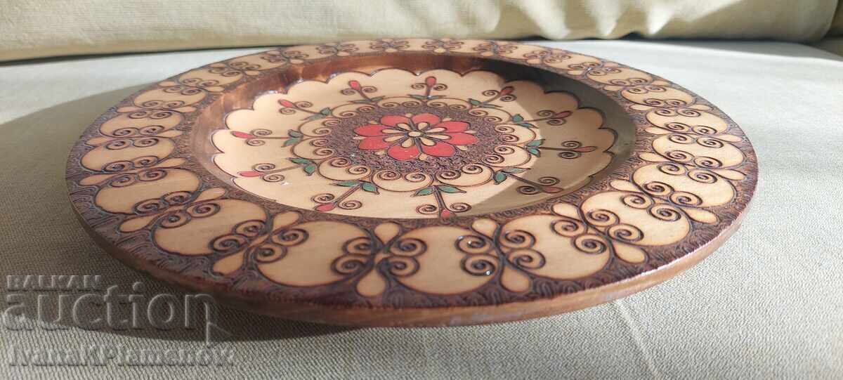 Livrarea Panou pirogravat din lemn pentru cunoscători 26cm