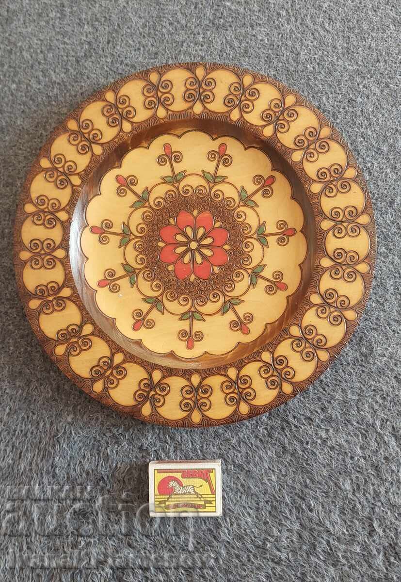 Panou pirogravat din lemn pentru cunoscători 26cm - 6