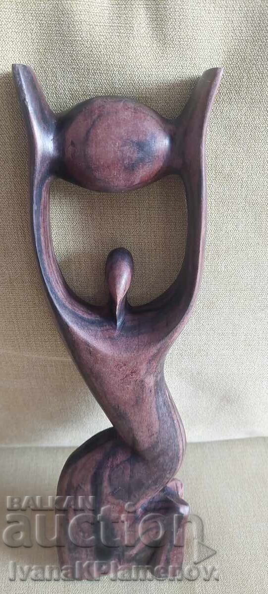 Sculptură în lemn masiv pentru cunoscători, excelentă, 30cm cu preț 36.00 BGN | € 18.41