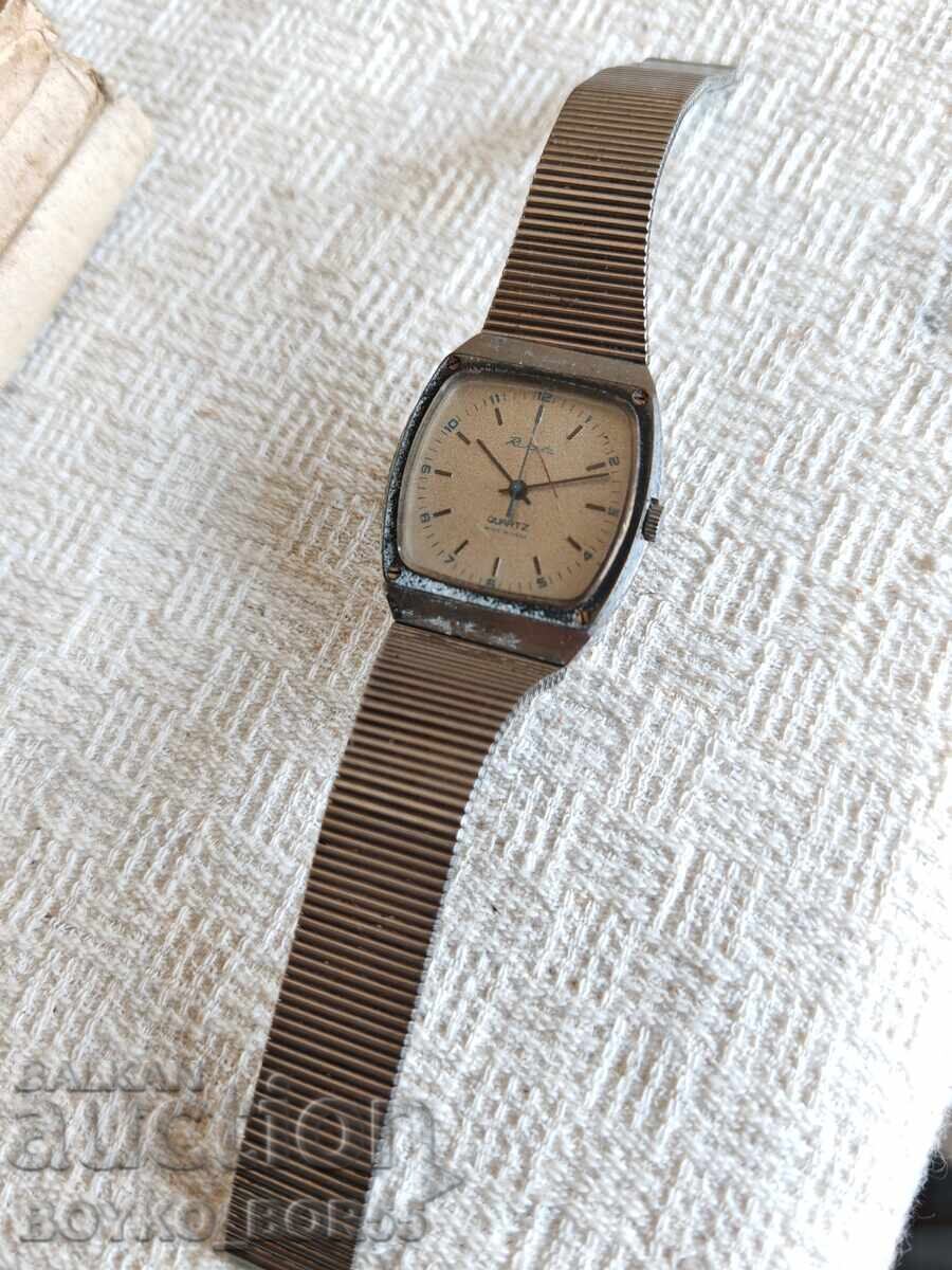 Delivery of Rare Model Russian Soviet USSR Men's Watch Raketa Quartz Delivery of Rare Model Russian Soviet USSR Men's Watch Raketa Quartz