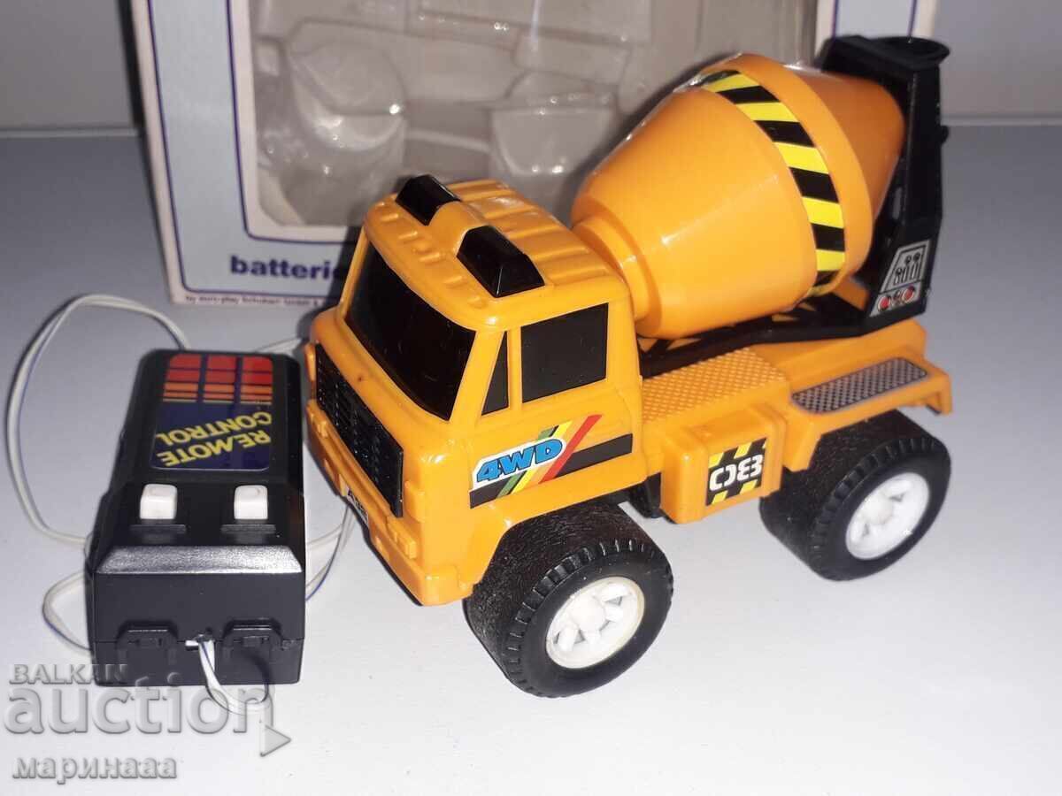 Доставка на РЕТРО КОЛИЧКА С ДИСТАНЦ. УПРАВЛЕНИЕ. ГЕРМАНИЯ