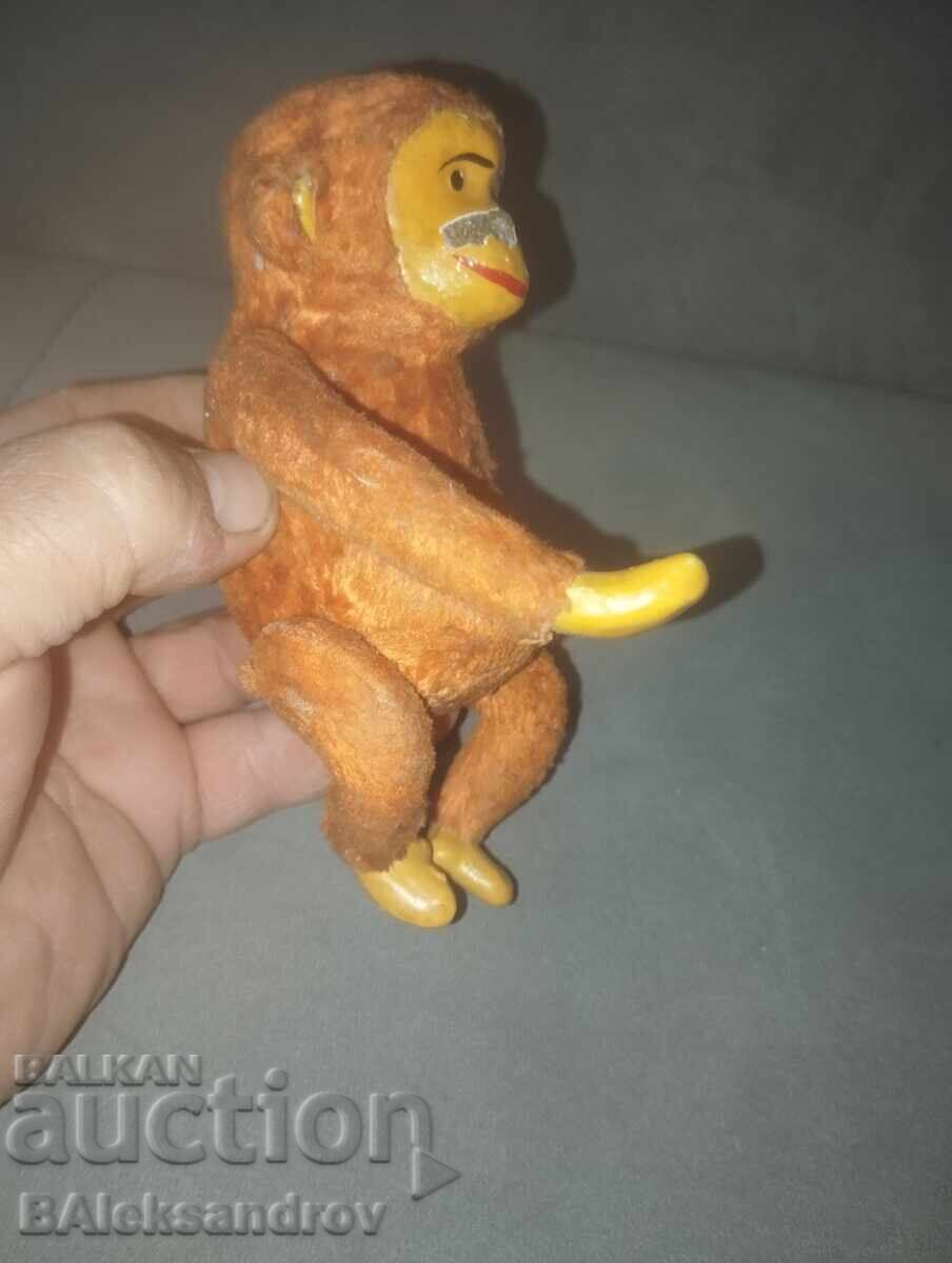 Стара механична играчка с цена 21.00 лв. | € 10.74