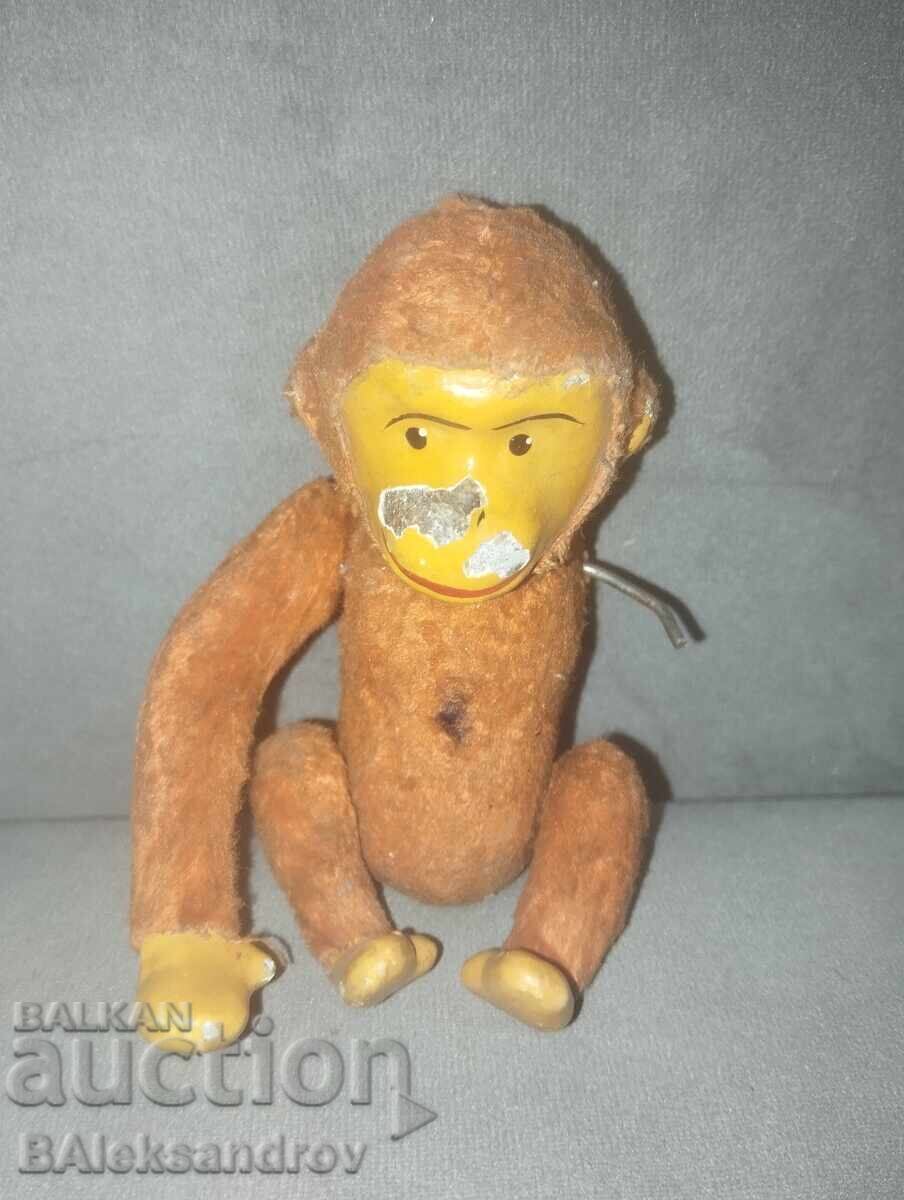 An old mechanical toy