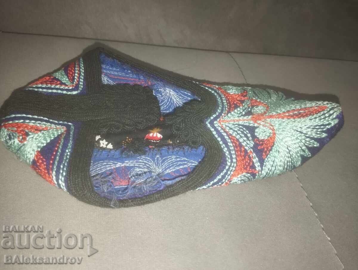 Livrarea Șosete vechi legate Livrarea Șosete vechi legate