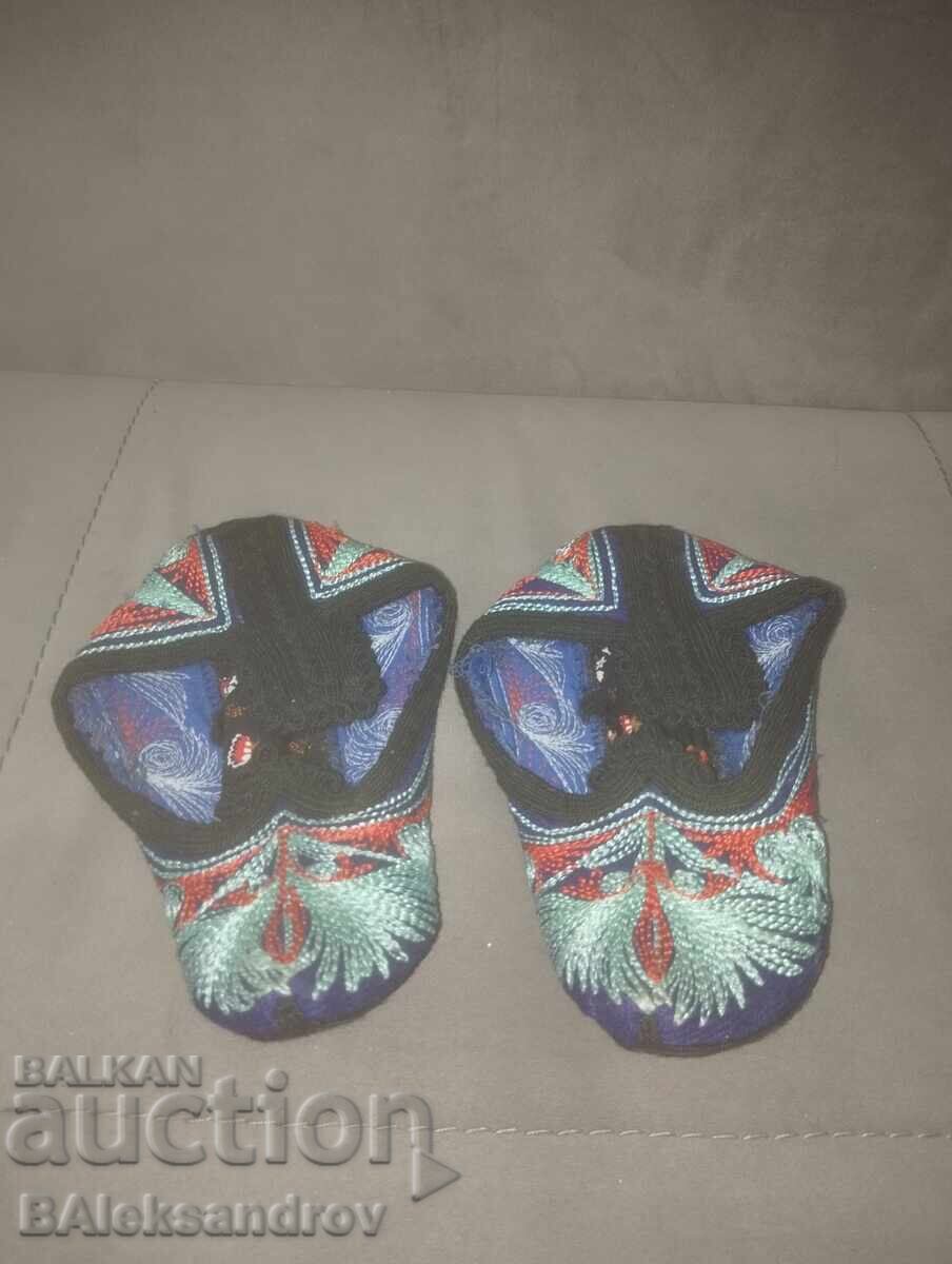 Șosete vechi legate Șosete vechi legate