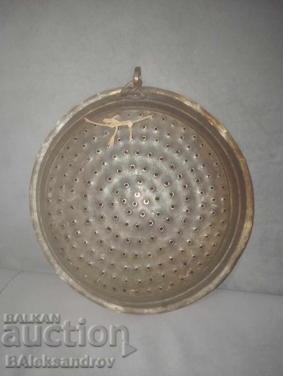 Стар меден гевгир с цена 46.00 лв. | € 23.52