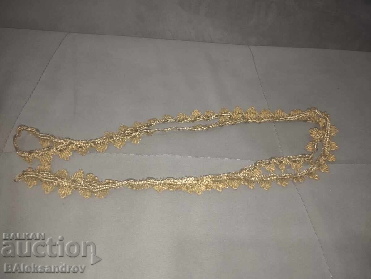 Παλιά δαντέλα με χρυσό γαρύφαλλο - 6