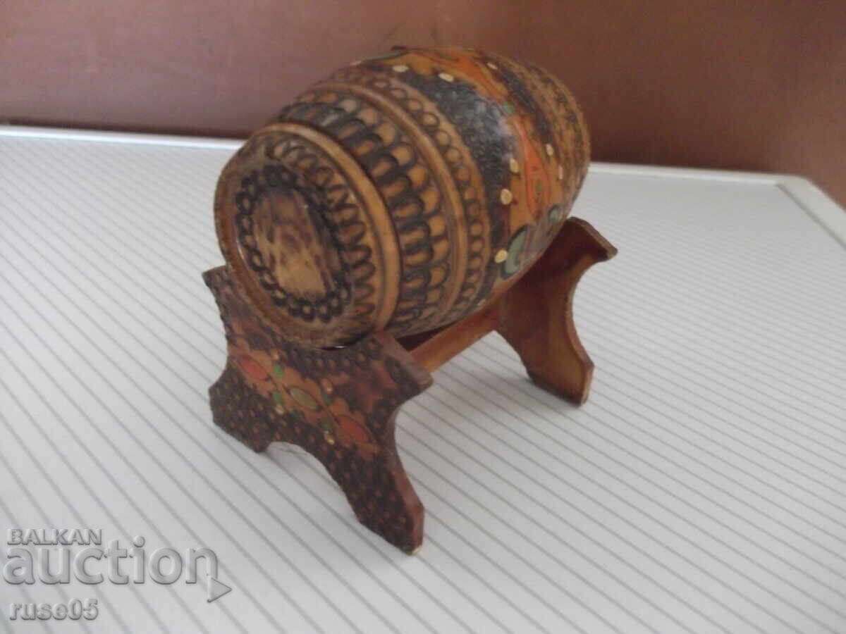 Πυρογραφημένο ξύλινο μπουρέ σε βάση - 5