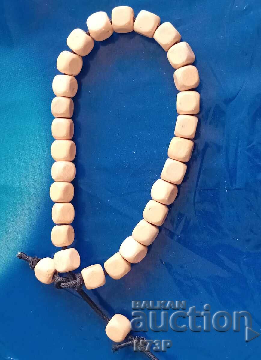 ГРИВНА. БИЖУ.