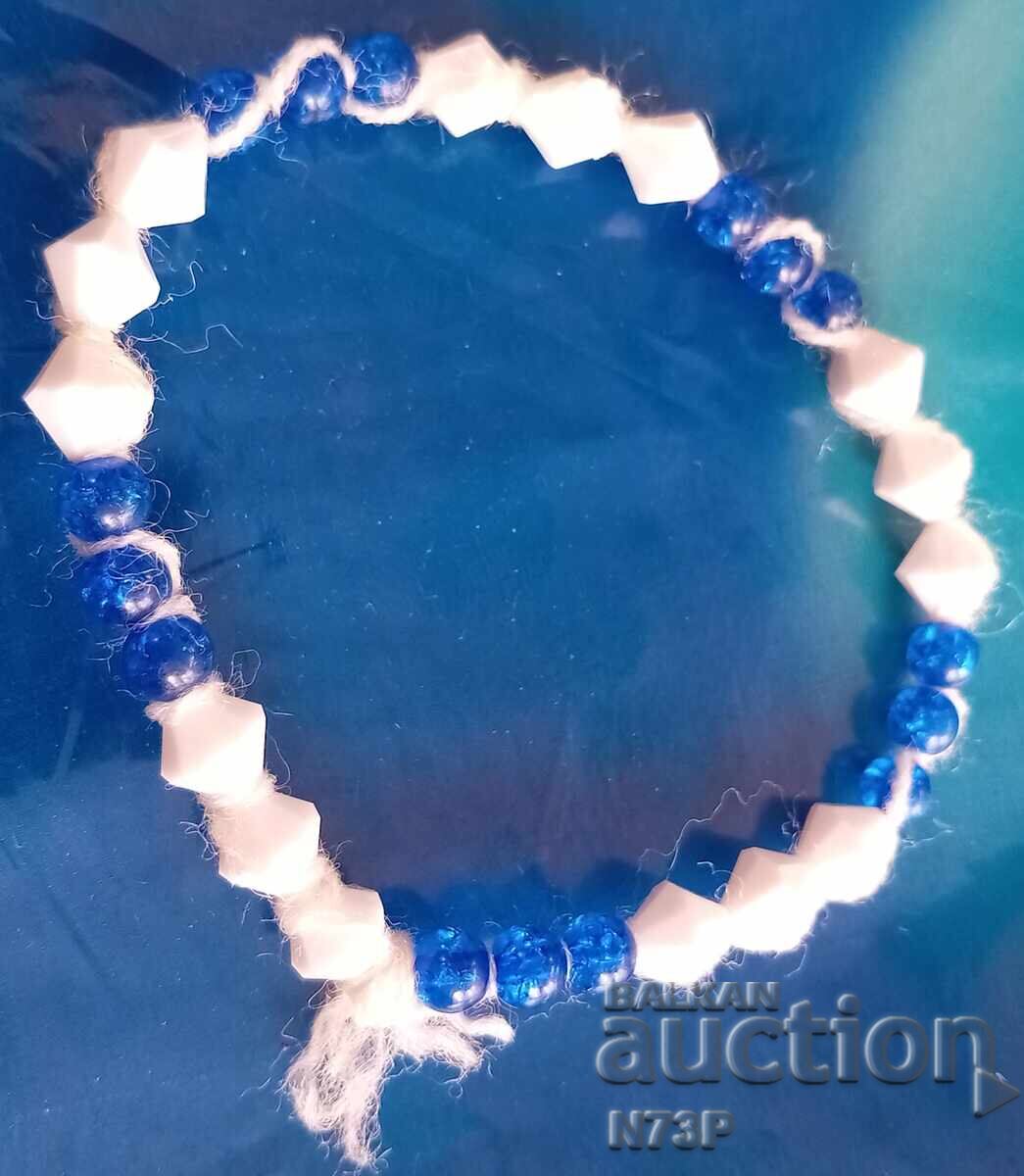 ГРИВНА. БИЖУ. с цена 2.00 лв. | € 1.02