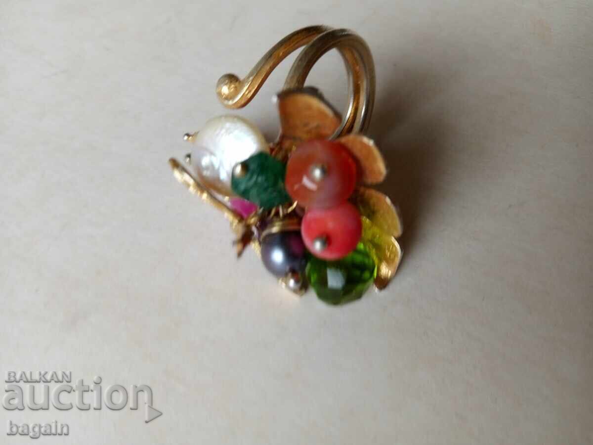 Delivery of Unique silver ring with gold plating