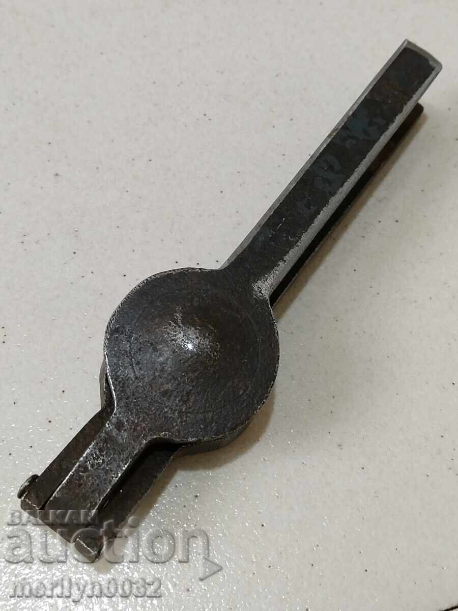 Auction  An old nutcracker from Soca NRB