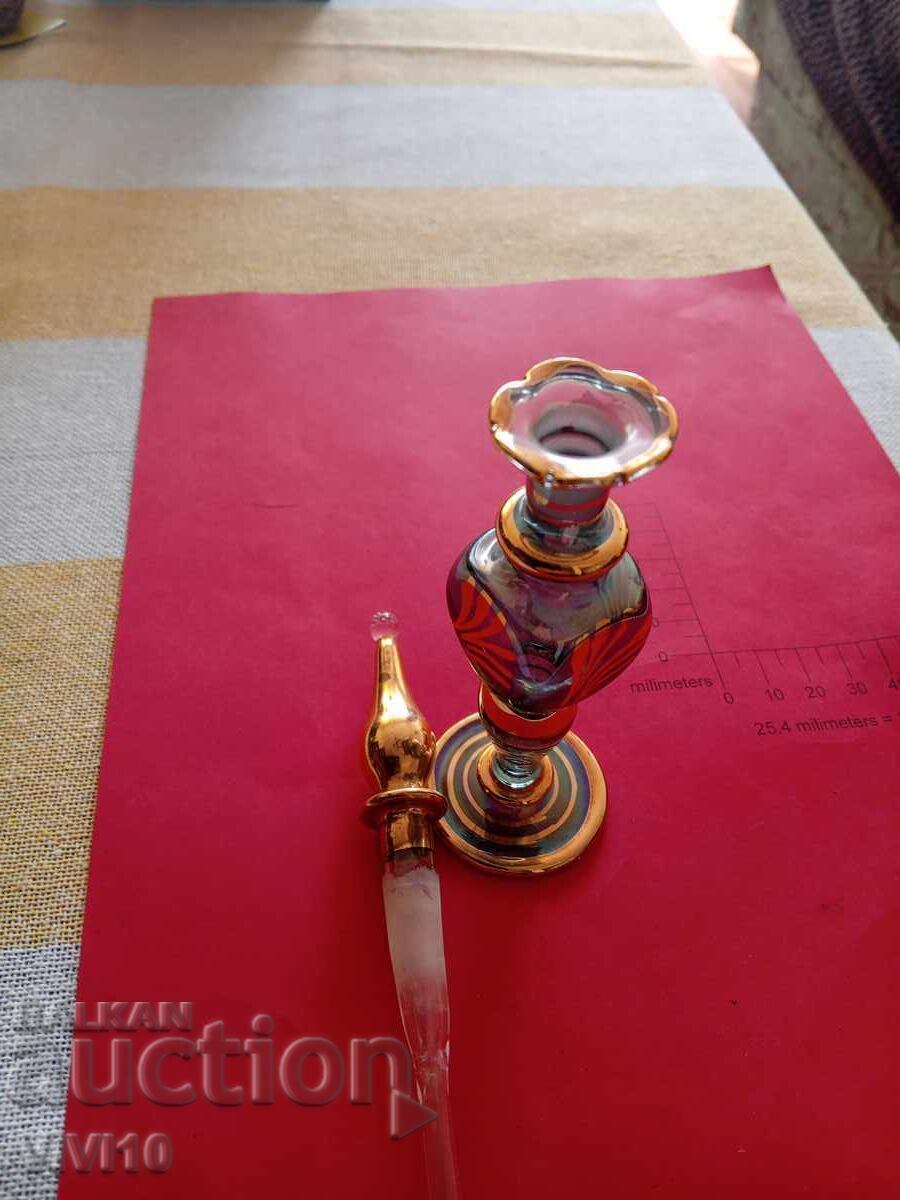 Sticluță de parfum veche, Aurită cu preț € 20.00 | 39.12 BGN