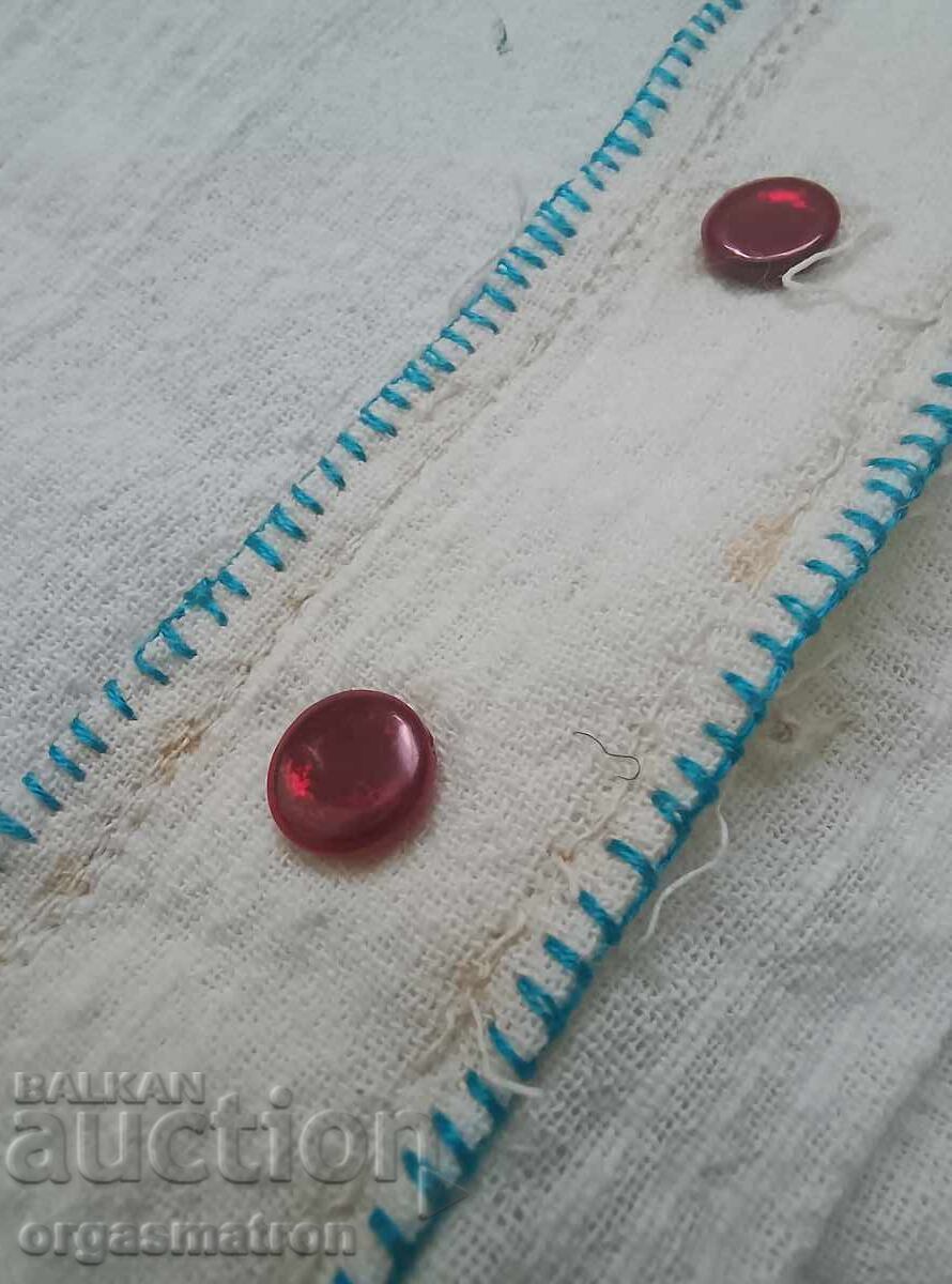 Доставка на Автентична Женска Риза Част от Народна Носия Доставка на Автентична Женска Риза Част от Народна Носия