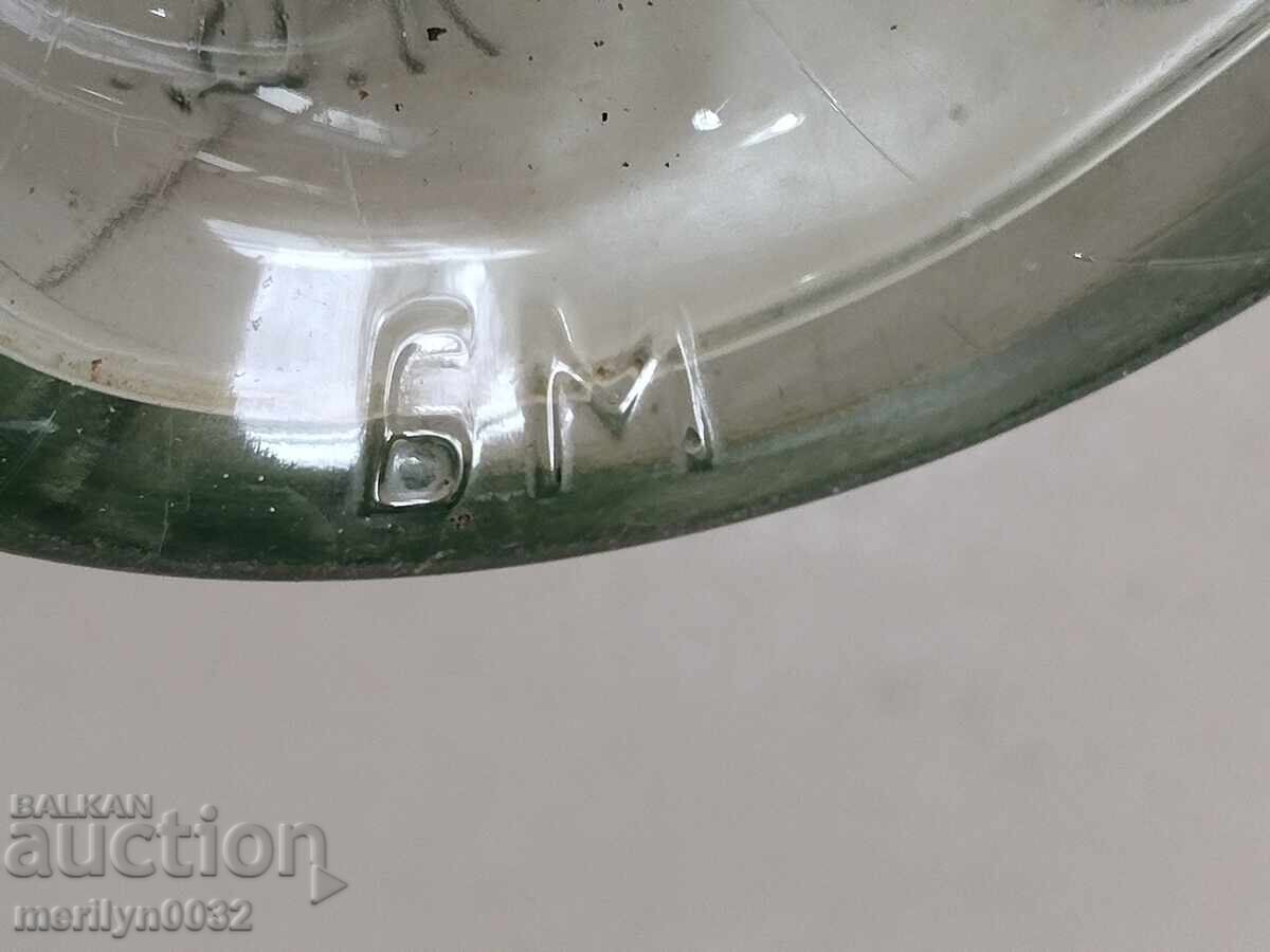 Аукцион Бутилка 1 л за бели вина освободена от мита Братя Маджункови Аукцион Бутилка 1 л за бели вина освободена от мита Братя Маджункови