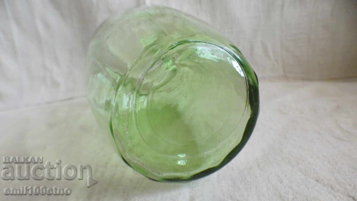 Delivery of Old vase, colored glass Delivery of Old vase, colored glass