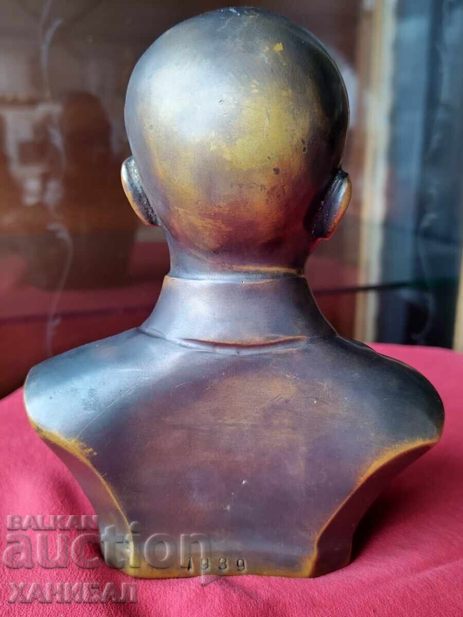 БРОНЗОВ БЮСТ НА ХИТЛЕР ВТОРАТА СВЕТОВНА ВОЙНА - 6 БРОНЗОВ БЮСТ НА ХИТЛЕР ВТОРАТА СВЕТОВНА ВОЙНА - 6