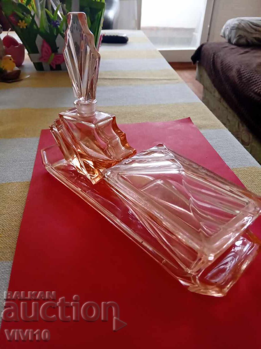 Σετ από παλιά γυαλικά