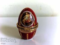 Cutie superbă din porțelan pentru bijuterii - Ou