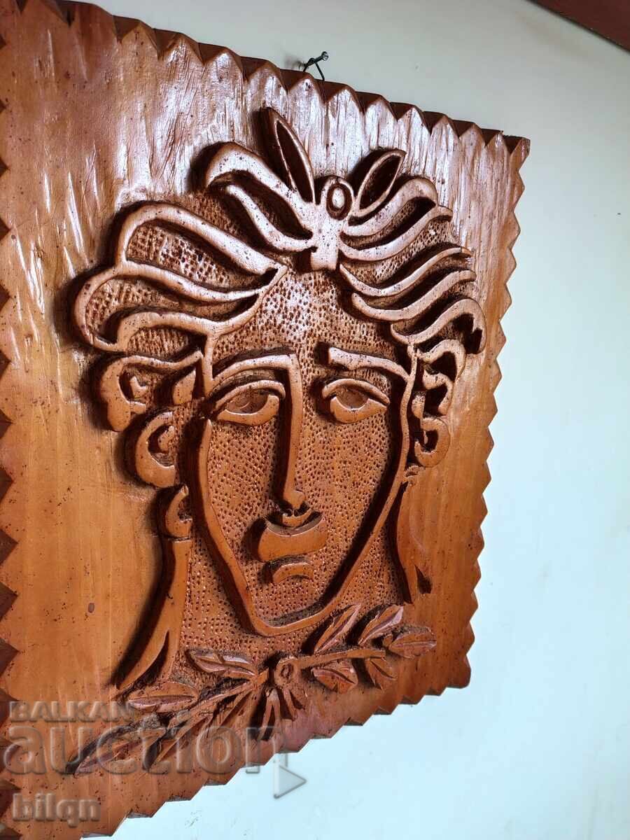 Panou din lemn frumos, sculptat în lemn cu preț € 11.75 | 22.98 BGN