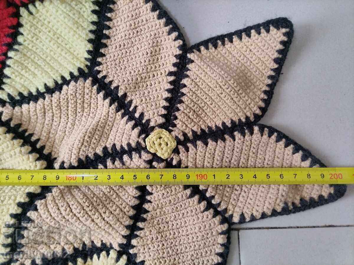 Auction Old cotton hand-knitted bedspread blanket Auction Old cotton hand-knitted bedspread blanket