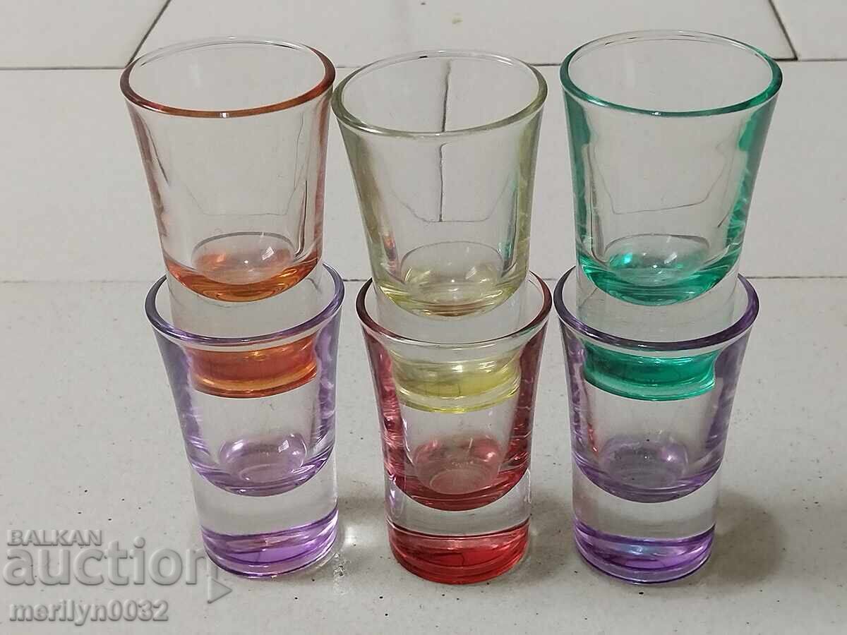 Beautiful set of 6 shot glasses - 6