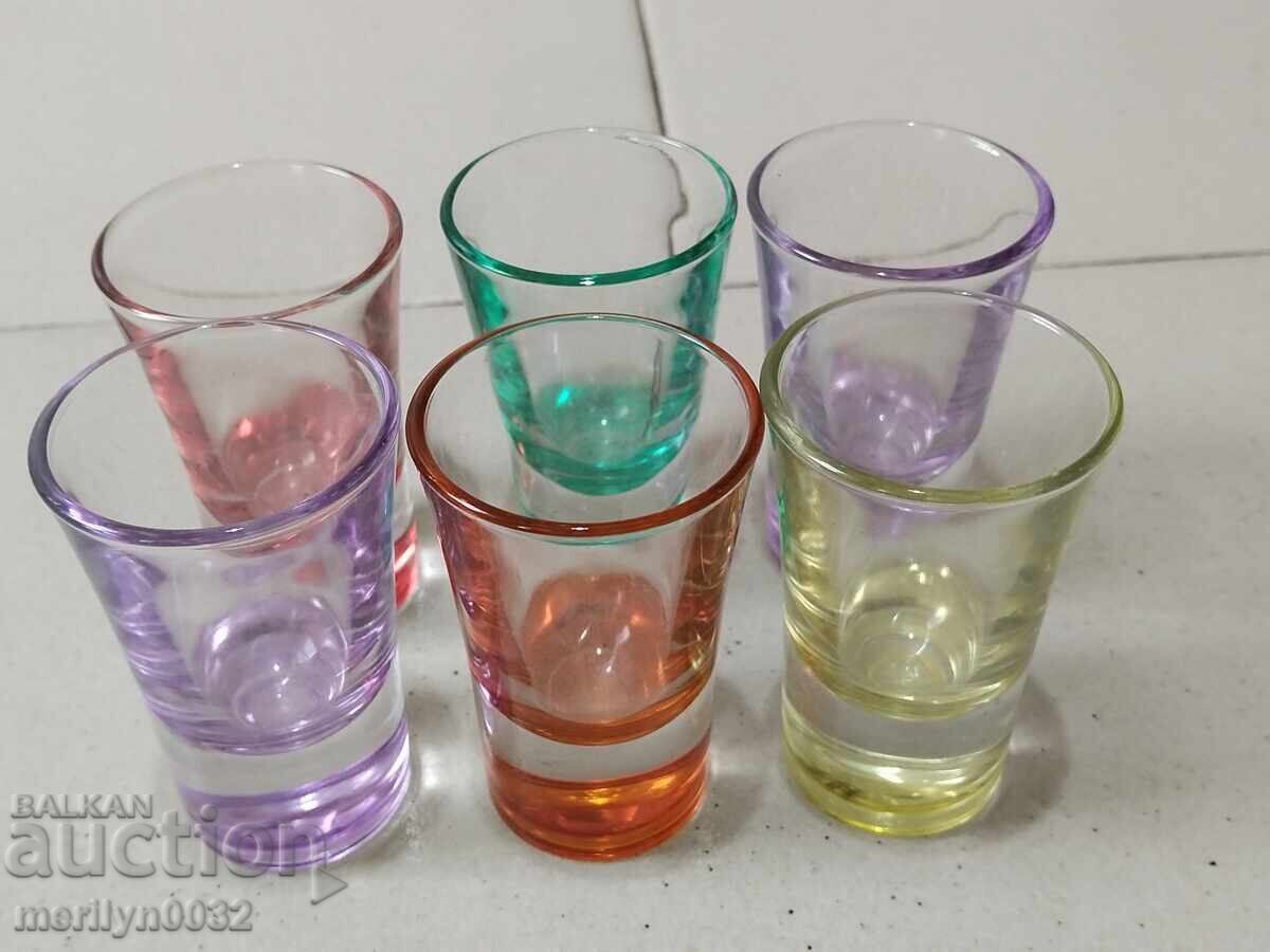 Beautiful set of 6 shot glasses