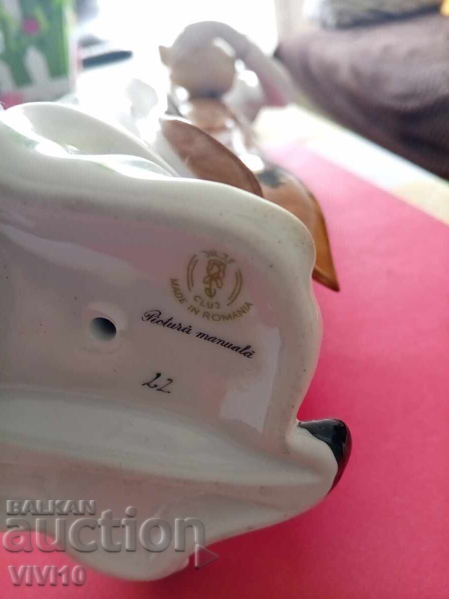 Πορσελάνινο ειδώλιο Ρουμανίας 45εκ - 5 Πορσελάνινο ειδώλιο Ρουμανίας 45εκ - 5