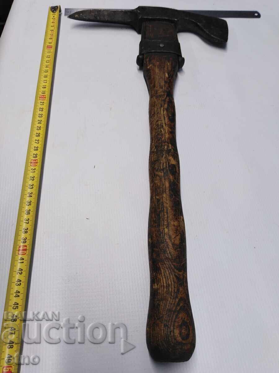 Delivery of M 1915-PSV-GERMAN TRENCH TOOL,PICKHEAD,AXE,knife