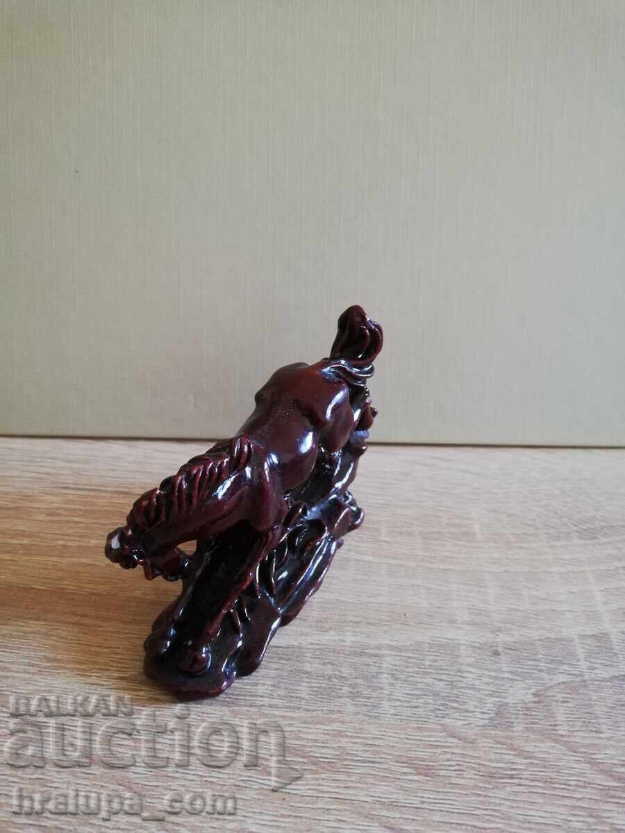 Figurină statuetă cal cu preț 5.00 BGN | € 2.56