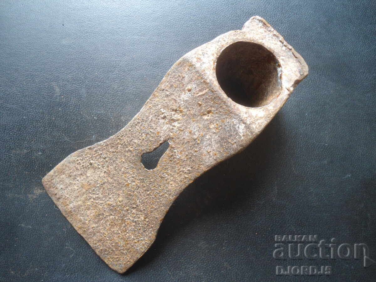 Livrarea Unelte vechi, teslă