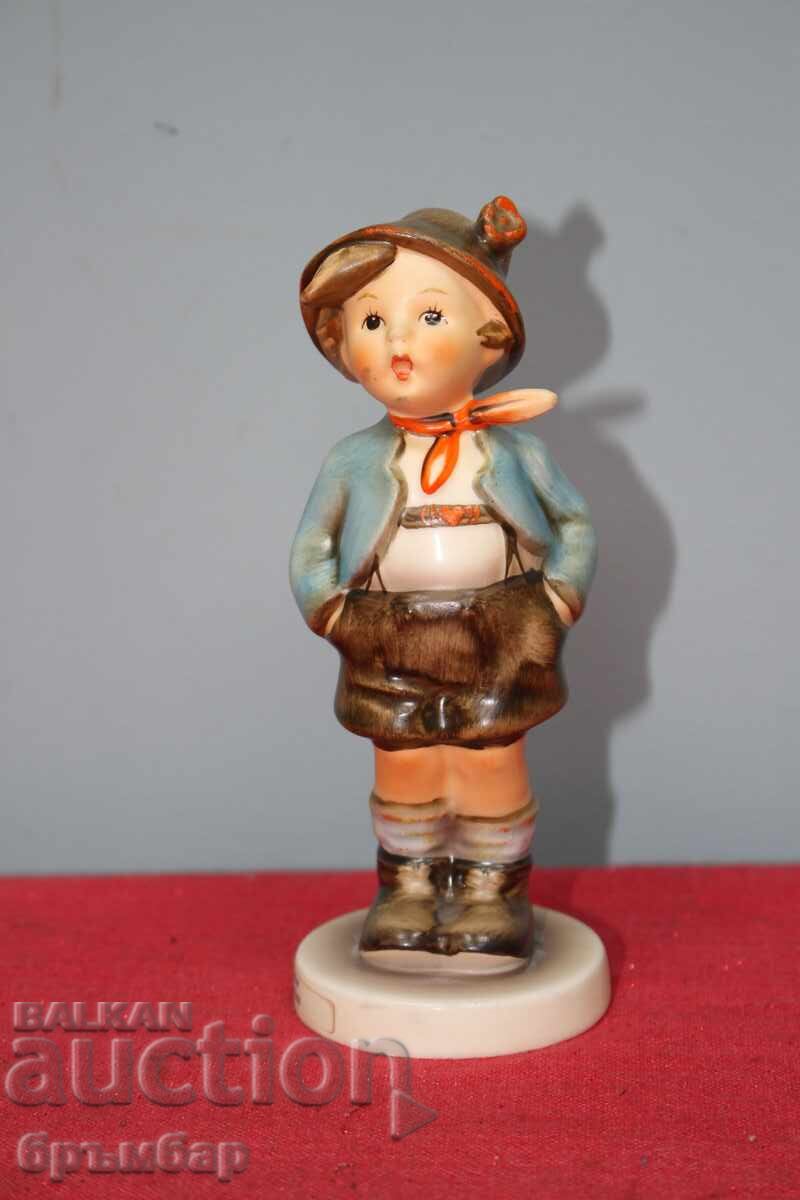 Hummel porcelain figurine boy No. 95 Hummel porcelain figurine boy No. 95