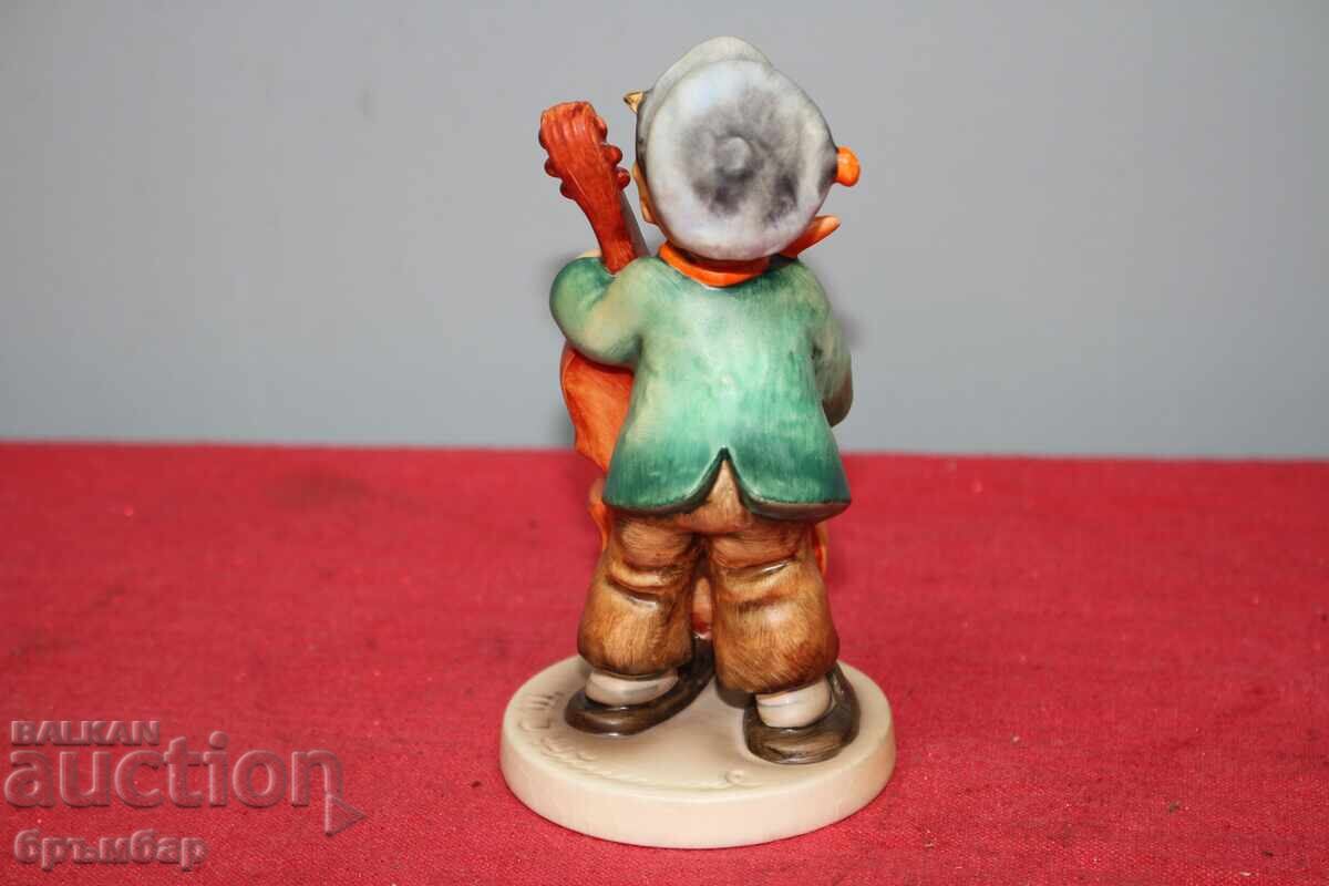 Auction  Hummel porcelain figurine boy musician .No. 186