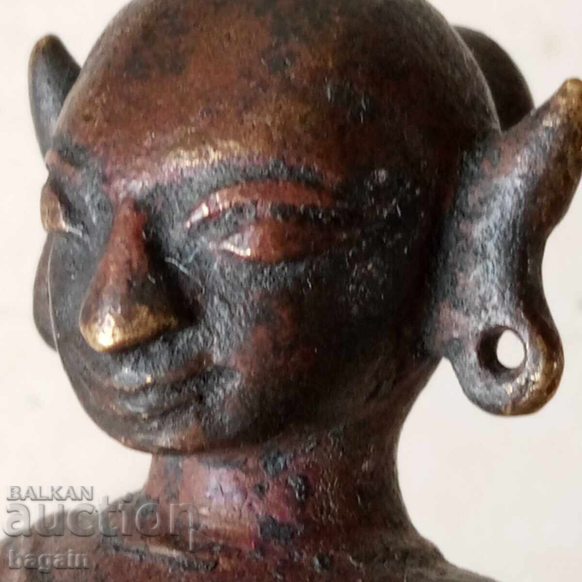 Antique Indian Bronze Statue with price 150.00 BGN | € 76.69