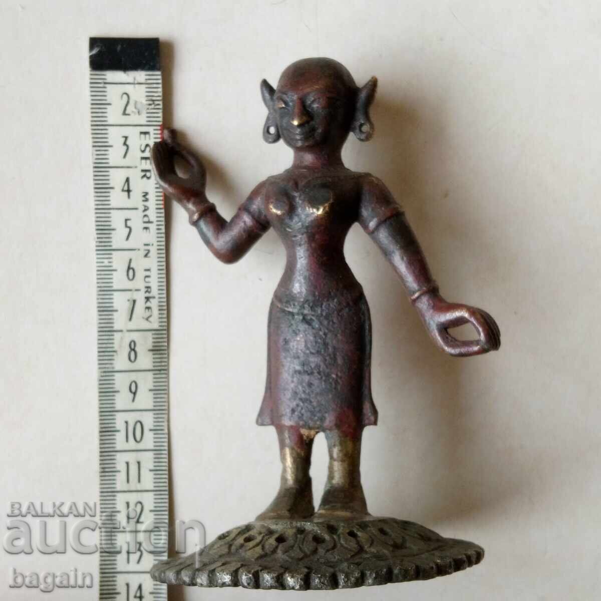 Delivery of Antique Indian Bronze Statue