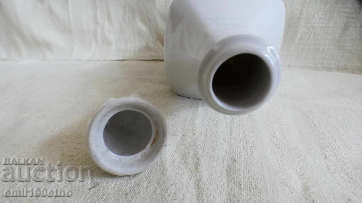 Livrarea Sticlă de băutură din epoca socialistă Mastică Vinprom porțelan Dianko Stefano Livrarea Sticlă de băutură din epoca socialistă Mastică Vinprom porțelan Dianko Stefano