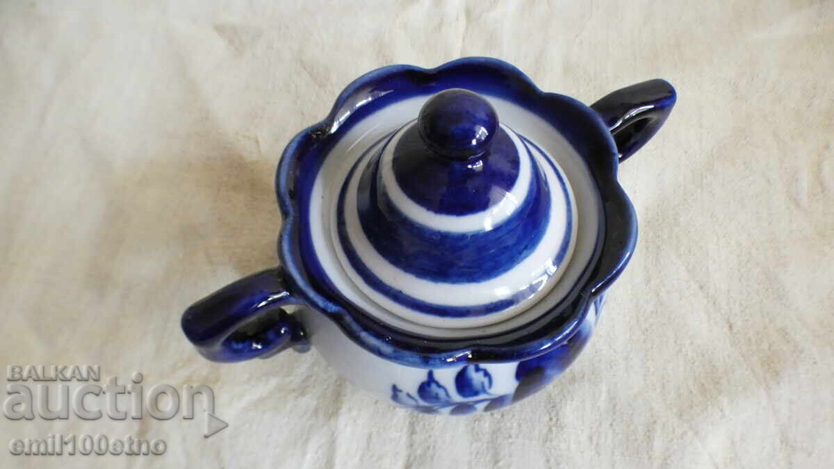 Аукцион Захарница стар порцелан Гжель СССР