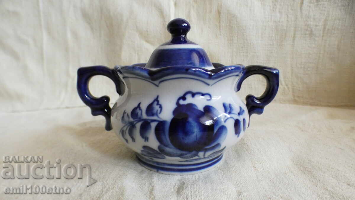 Захарница стар порцелан Гжель СССР