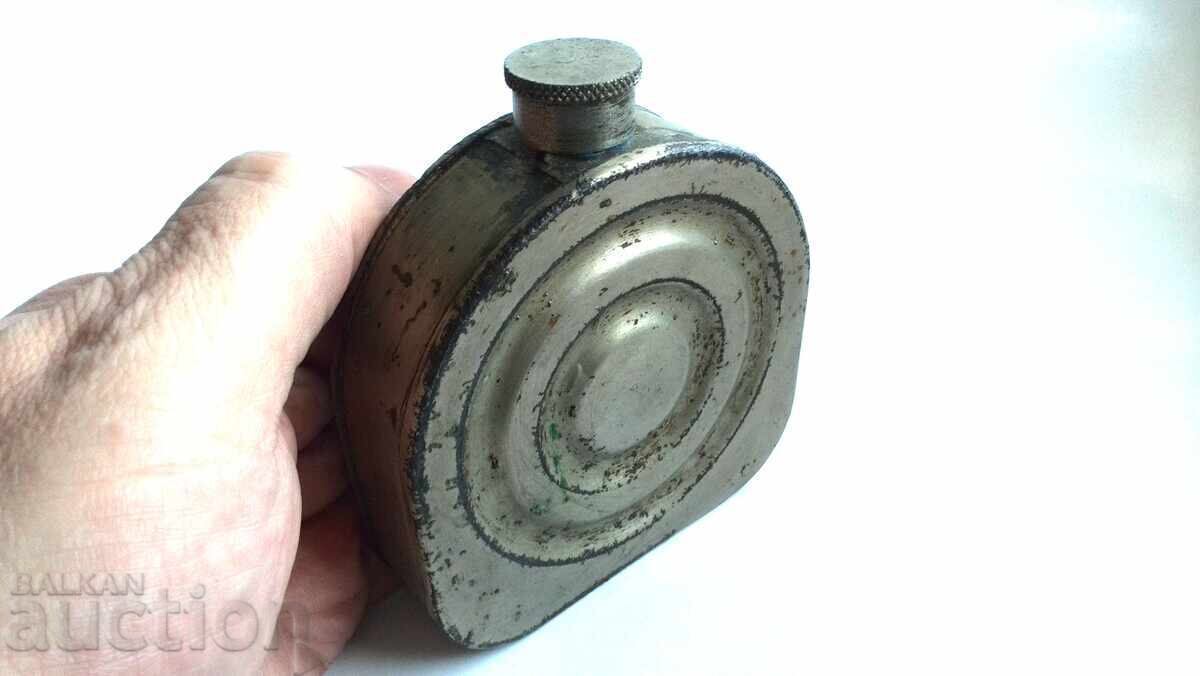 Delivery of Old bottle or container for motor oil