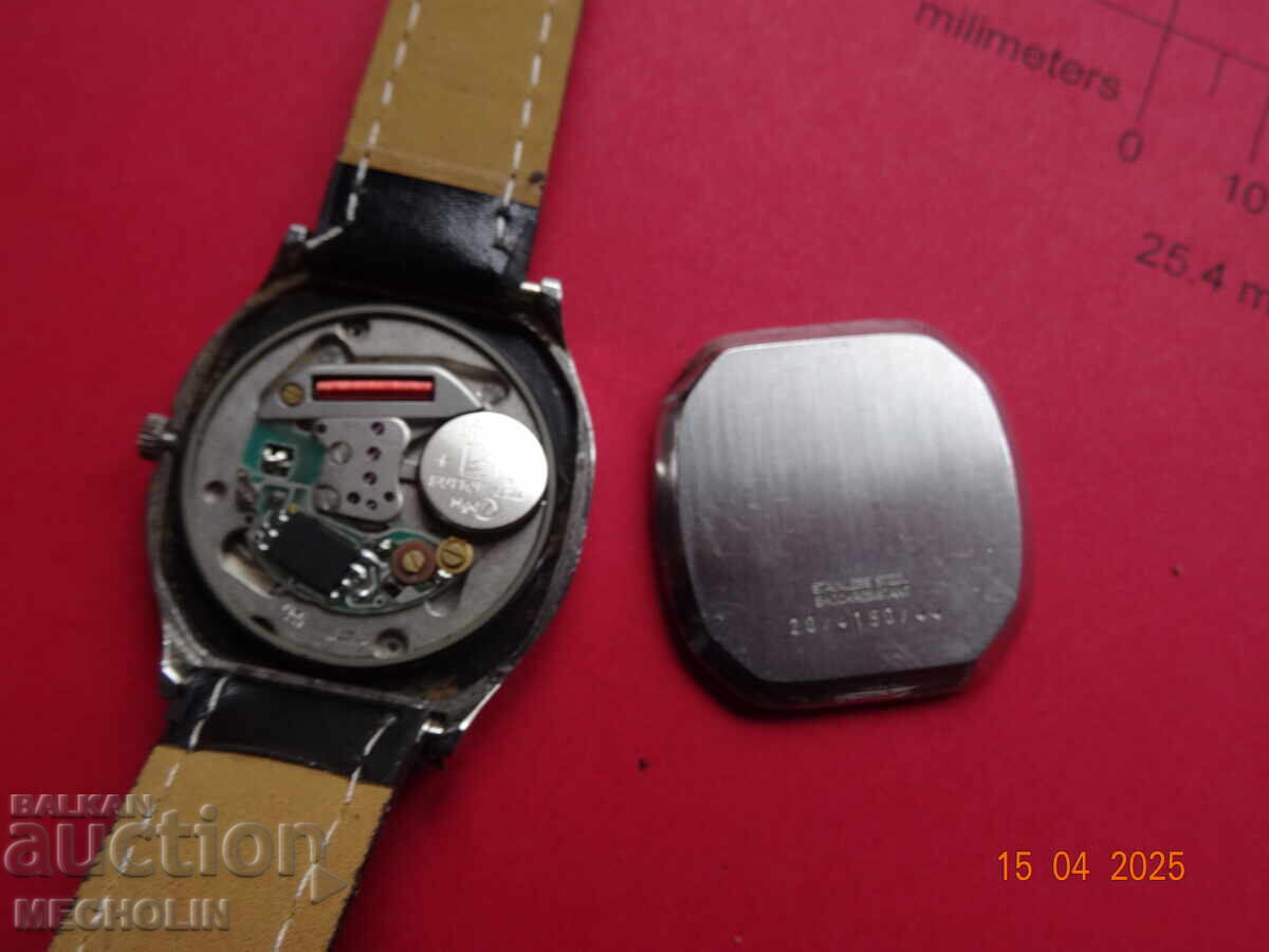 Vintage German Quartz Watch JUNGHANS - 7